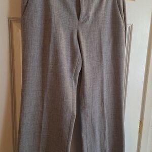 Banana Republic bootcut pleated grey trousers.  Size 6.